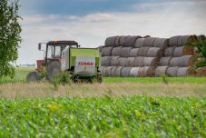 Bálázógép okozta egy férfi halálát Szatmár megyében