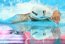 Vizes vb: David Popovici első idővel jutott a 100 méteres gyorsúszás elődöntőjébe