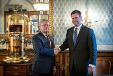 Magyar–román közúti és vasúti kapcsolatok fejlesztéséről egyeztetett a két ország közlekedési államtitkára