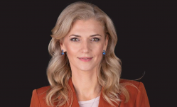 Alina Gorghiu: Abortuszjogot az Alkotmányba? 