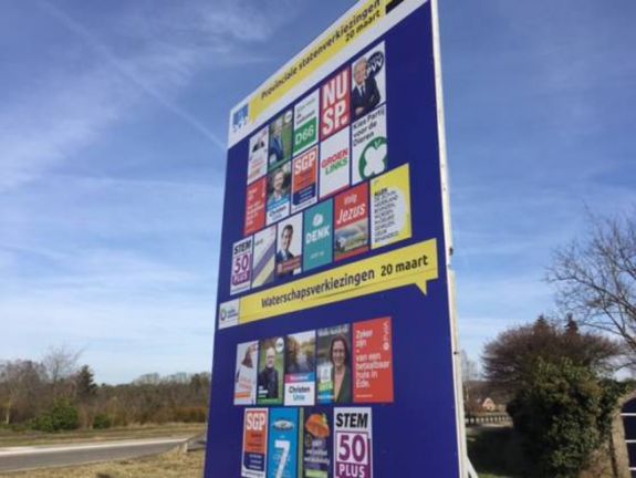 A holland terrorelhárítás egyes politikai pártok radikalizálódására figyelmeztetett