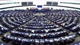 Az EP egységes európai választássá alakítaná az uniós parlamenti választásokat