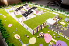 Cseke Attila: Nagyváradon és Margittán kezdődhet a bölcsődék építése