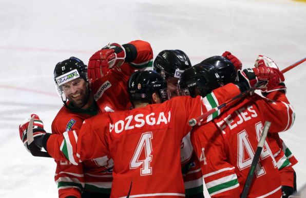 Feljutott az elitbe a magyar jégkorong-válogatott, Románia csak az I/B-ben szerepelhet