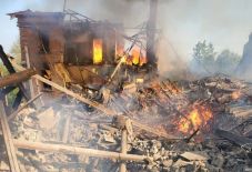 Ukrán hatóság: akár 60 halottja is lehet a bilogorivkai iskolát ért légicsapásnak