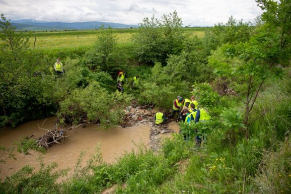 Zöld Háromszék: forrástól torkolatig kitakarítják a Feketeügyet