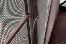 Kezelhetetlenné vált a szemetesrongálás Sepsiszentgyörgyön