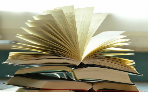 SepsiBook: Bereményi Géza, Háy János és Vida Gábor is ott lesz a sepsiszentgyörgyi könyvfesztiválon