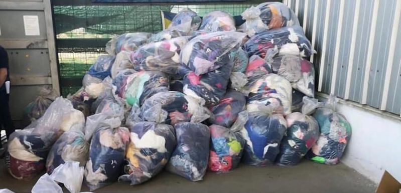 Tizennégy tonna hulladéknak minősülő ruhát, bútort, elektronikai cikket küldenek vissza Amerikába