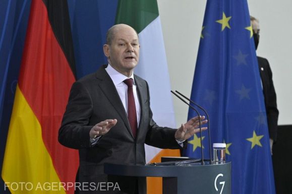 Scholz Putyinnak: nem igaz, hogy nácik uralkodnak Ukrajnában