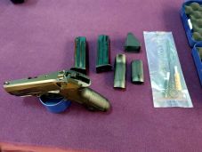 Több mint 115 ezer magánszemélynek van legálisan fegyvere Romániában