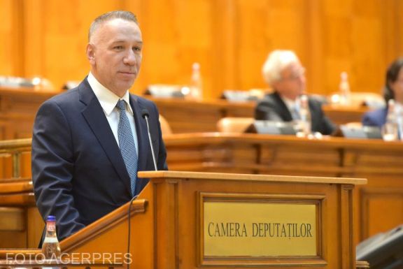 Nem ütközik alaptörvénybe Bogdan Licu és Iuliana Scântei alkotmánybírói kinevezése