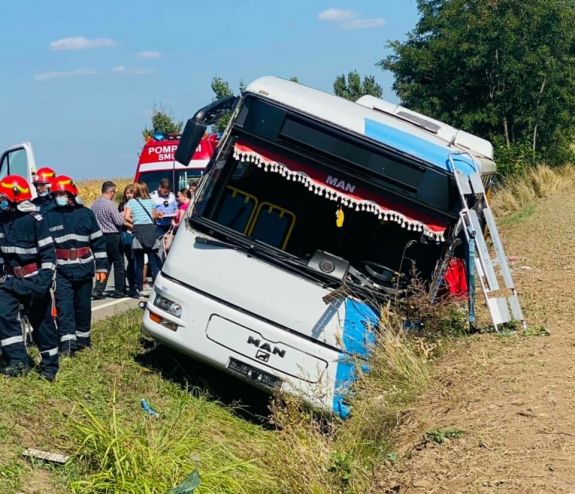 Romániai vendégmunkásokkal teli busz borult fel Spanyolországban