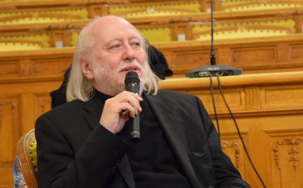 Krasznahorkai László kapta a Libri irodalmi díjat, a közönségdíjas Bődöcs Tibor