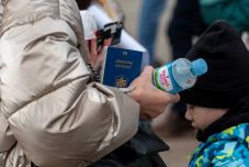 A háború kezdete óta csaknem háromezer ukrán állampolgár vállalt munkát Romániában