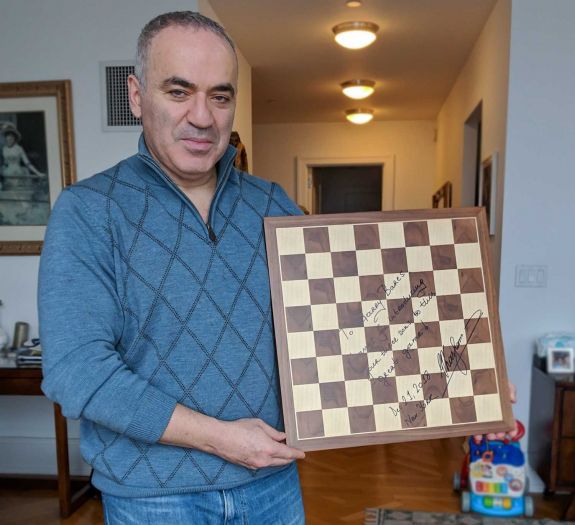 Egy volt sakkvilágbajnokot is külföldi ügynöknek nyilvánítottak Putyinék