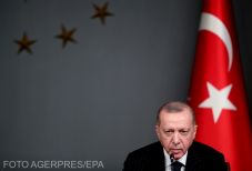 Damaszkusz tiltakozik a szíriai menekültek visszatelepítését célzó ankarai terv miatt