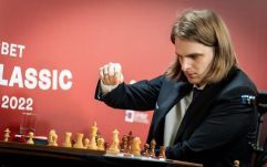 A Román Sakkszövetség elindította Rapport Richárd és felesége átigazolási eljárását