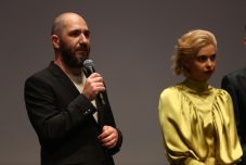 Román rendező nyerte el az elsőfilmeseknek járó díjat Cannes-ban