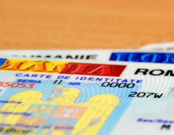 Törvénytervezet: legyen elég a név és a személyazonosító szám a közszolgáltatások igényléséhez