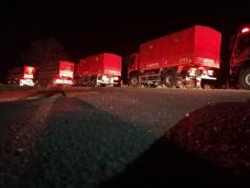 Élelmiszerrel, használati tárgyakkal és üzemanyaggal segíti Románia Ukrajnát