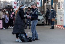 FRISSÍTVE – Csak biometrikus útlevéllel vagy vízummal léphetnek be Magyarországra a Romániából érkező EU-n kívüliek