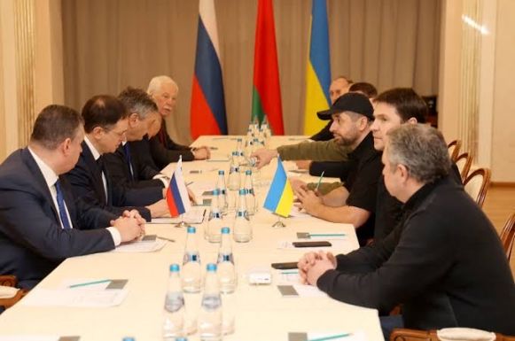 A hétvégén ismét asztalhoz ülhetnek a tárgyalódelegációk (Percről percre)