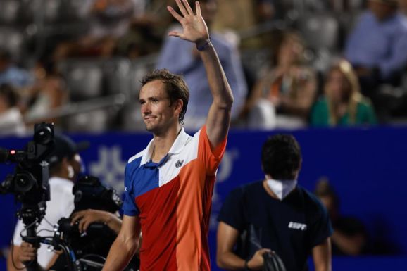 Lehazaárulózták a világelső Danyiil Medvegyevet