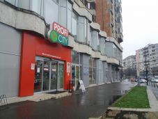 Nem forgalmaz Oroszországból származó termékeket két romániai áruházlánc