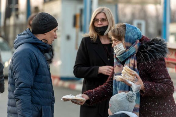 Kormány: új platformon fogadják ezután az ukrajnai menekülteknek szánt humanitárius felajánlásokat