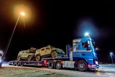 Megérkezett a NATO-erősítést képező belga különítmény több katonája