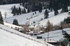 Nők napjára vissztért a tél Hargita megyébe