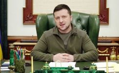 Zelenszkij: nem félek senkitől, Kijevben maradok