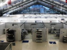 Bezárják a marosvásárhelyi orvosi egyetem Covid-központját