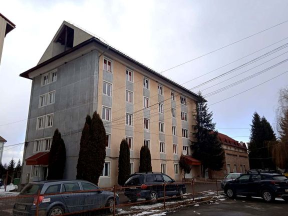 A megemelkedett bentlakás-költségekre panaszkodnak a szülők Csíkszeredában