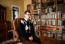 „Zelenszkij zseniális, de el kellene gondolkodni a teljes kivándorláson” – kárpátaljai magyar lelkész a háborúról