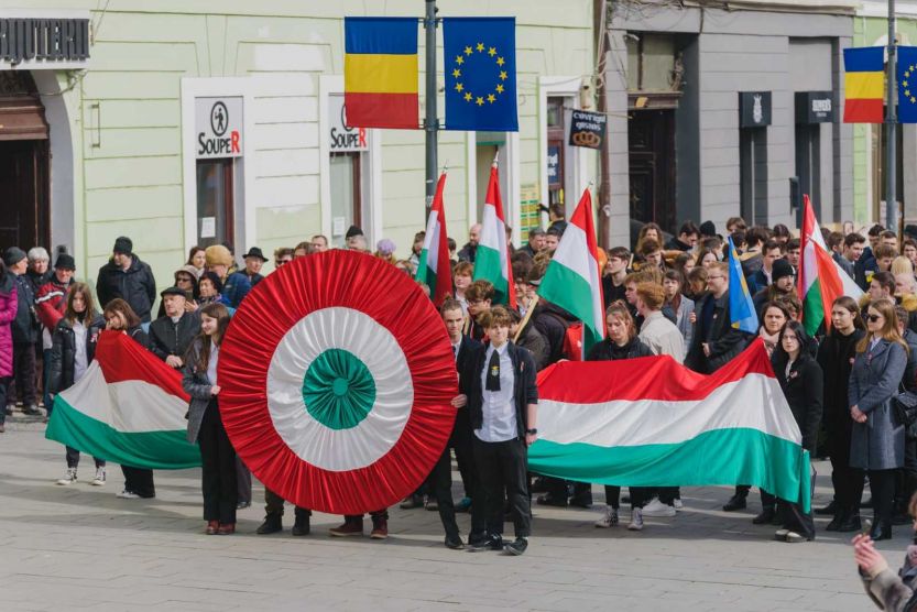 Rekordméretű kokárdával ünnepeltek Kolozsváron
