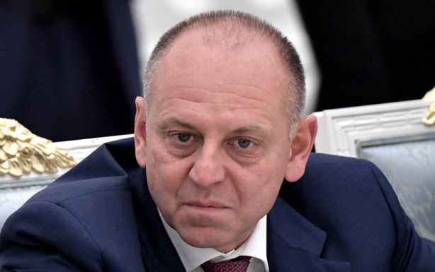Az Oroszország elleni szankciók miatt nem kaptak fizetést a resicabányai kohászok