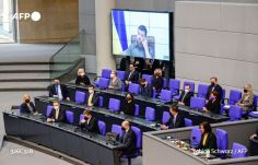 Zelenszkij a Bundestagban: új fal emelkedik Európában