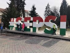 Sepsiszentgyörgy fejenként 700 lejjel segíti a románok magyar és a magyarok román nyelvtanulását