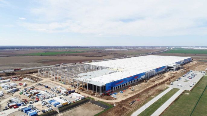 Magyarországon épít 110 ezer négyzetméteres raktárat az eMag