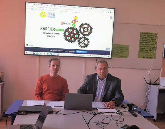 Online platform segíti a pályaválasztásban a háromszéki diákokat