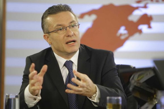 Kizárják a Népi Mozgalom Pártból az alakulat volt vezetőjét, Cristian Diaconescut