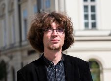 Empátiagyakorlatok egy évtized mozgásában – Beszélgetés Balázs Imre József költővel