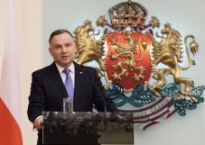 FRISSÍTVE – Kényszerleszállást hajtott végre a lengyel elnök repülőgépe