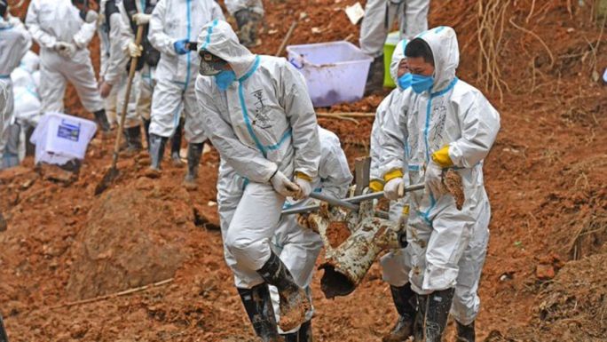 Megtalálták a Dél-Kínában lezuhant kínai utasszállító második feketedobozát is