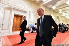 Traian Băsescut súlyos állapotban kezelik egy brüsszeli kórházban