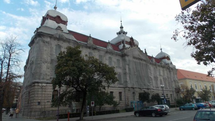 Kezdődik az egykori nagyváradi pénzügyi palota felújítása