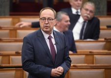 Közös nyilatkozatban ítélték el az orosz agressziót 14 állam külügyi bizottsági elnökei