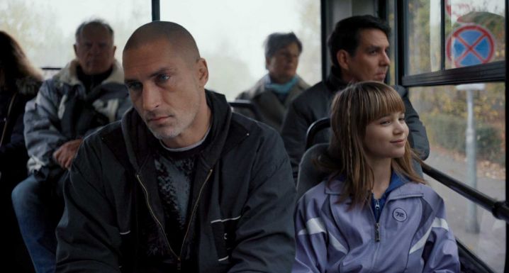 Ketrecharcosból díjazott filmszínész – így készült Kis Hajni első mozifilmje, a Külön falka